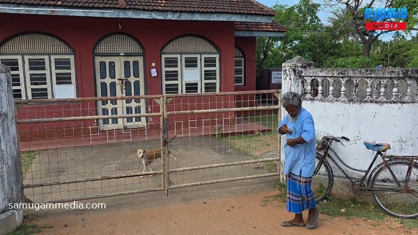 தபால் ஊழியர்களின் பணிப்பகிஷ்கரிப்பு போராட்டம் ஆரம்பம்..! 